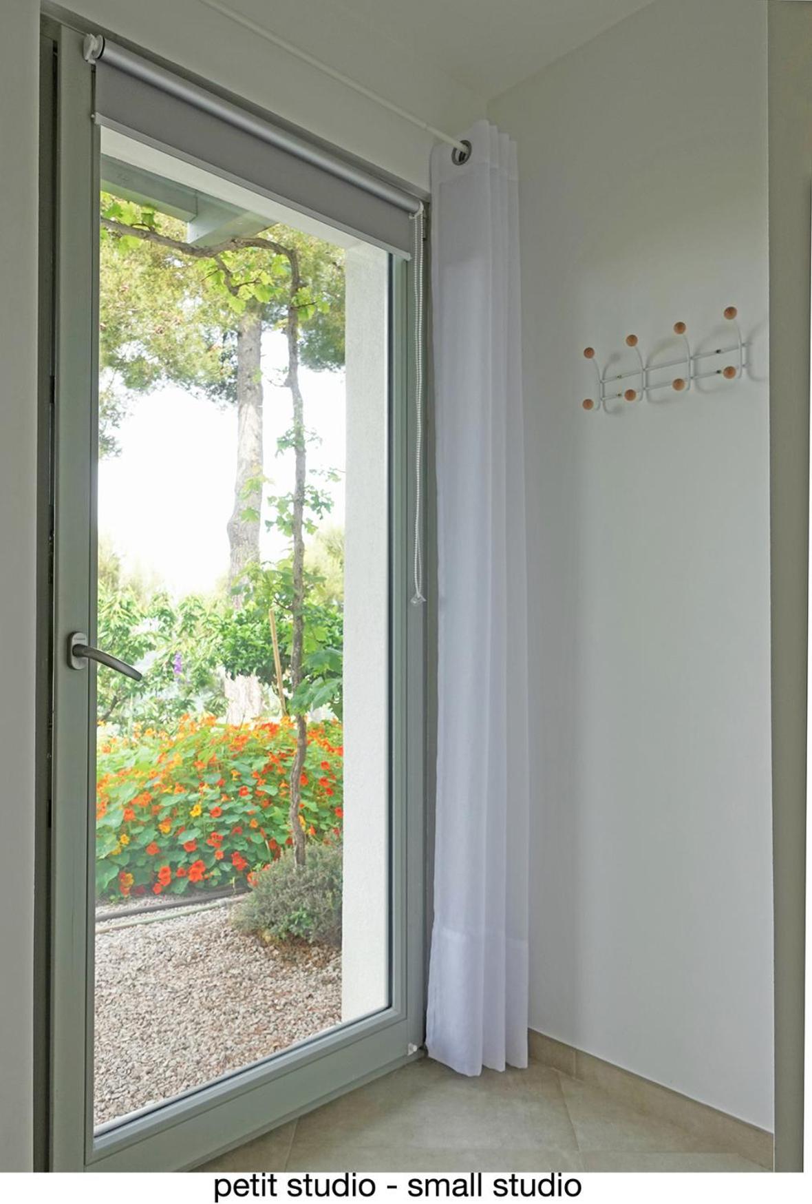 456 Chemin De La Pinede Apartamento Menton Exterior foto