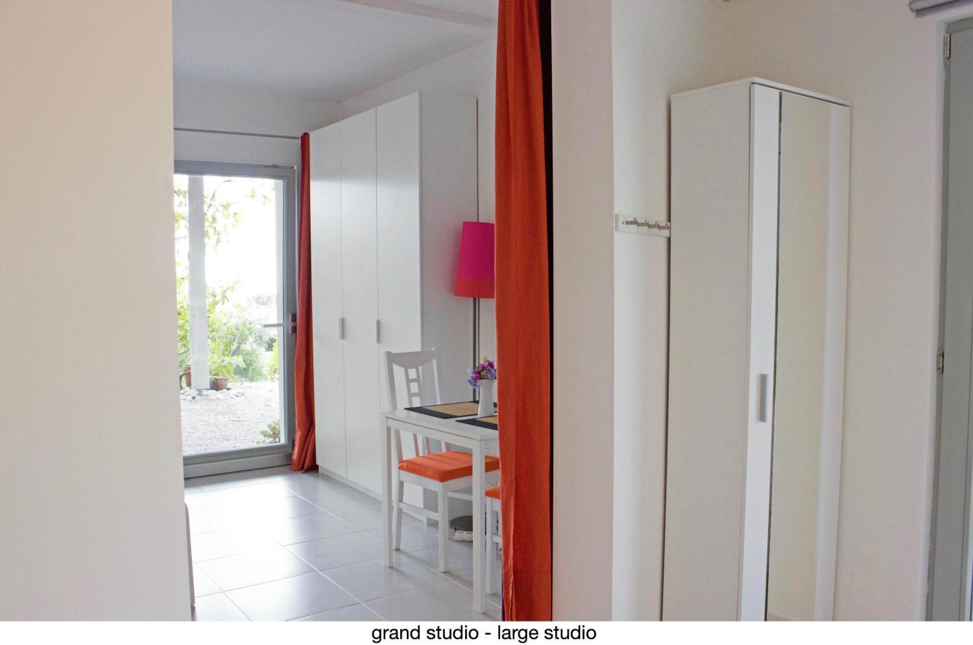 456 Chemin De La Pinede Apartamento Menton Exterior foto